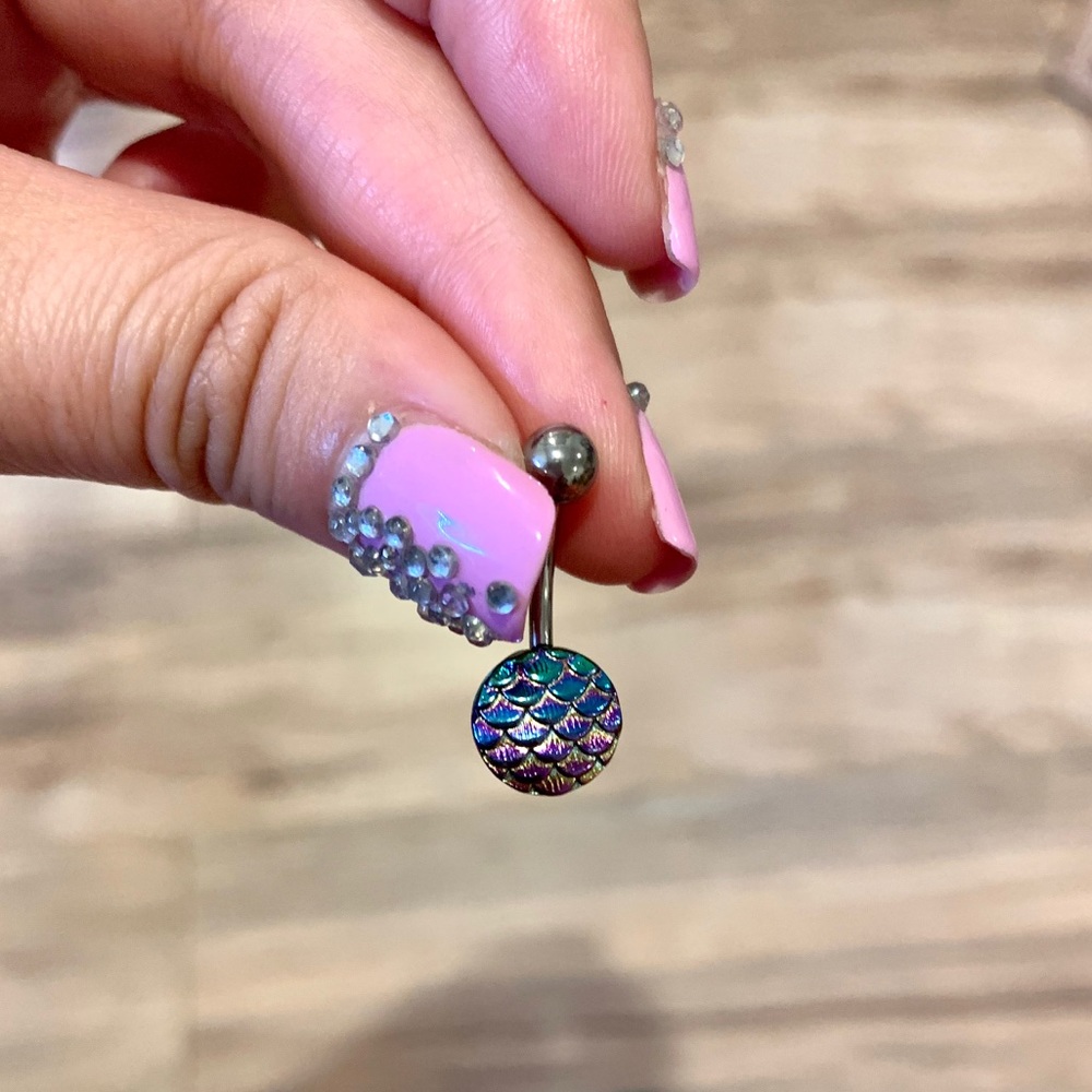 Mermaid scales belly ring